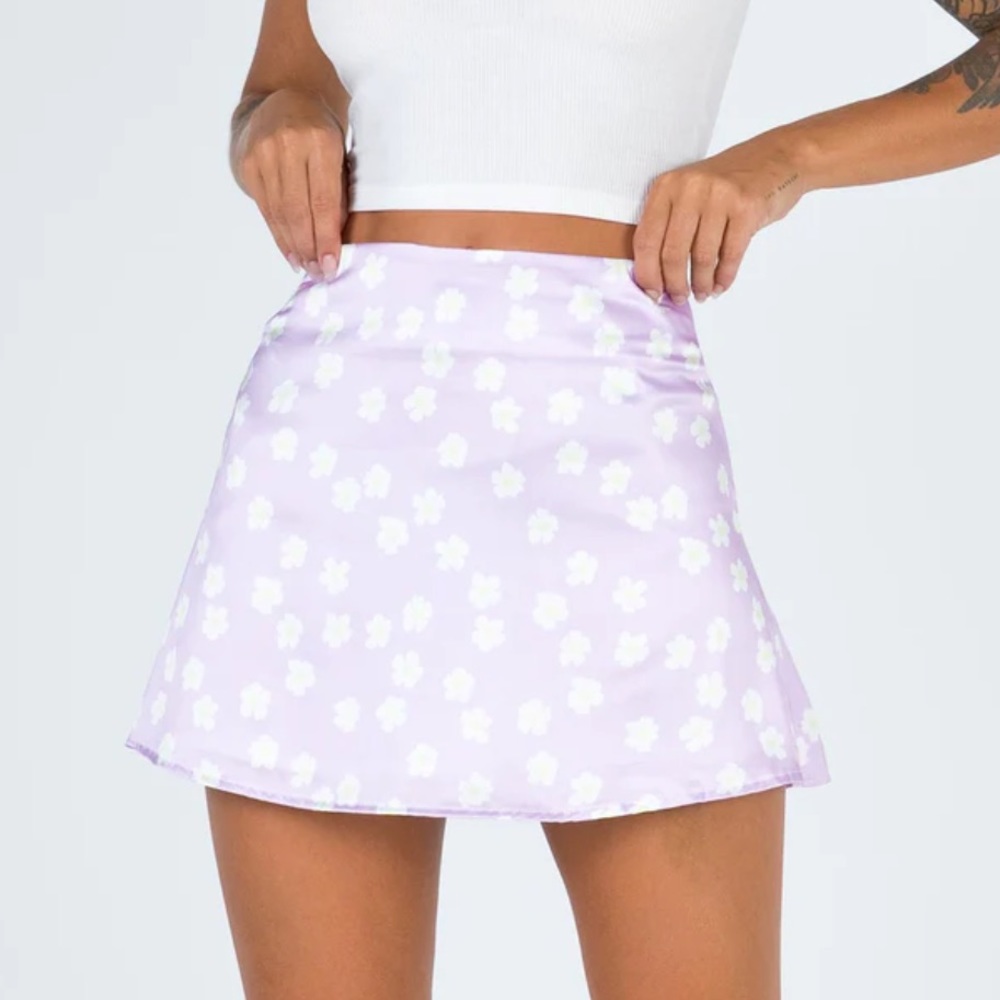 Princess Polly lilac mini skirt- size US 0